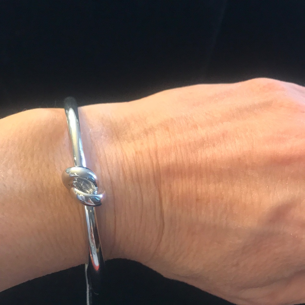 The Limited, Bracelet